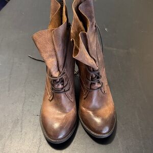Steve Madden Brown Leather Ankle Boots